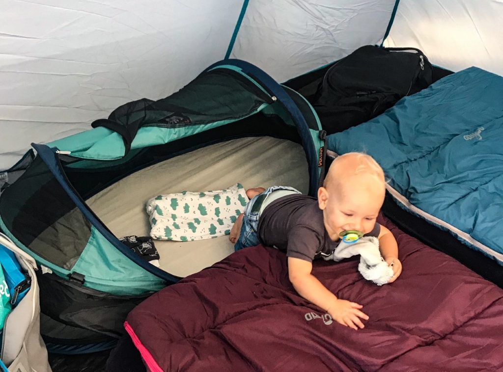 kamperen met een baby